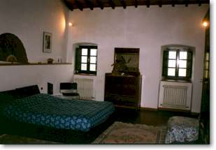 Copy_of_Camera_-_300.jpg (9109 byte)